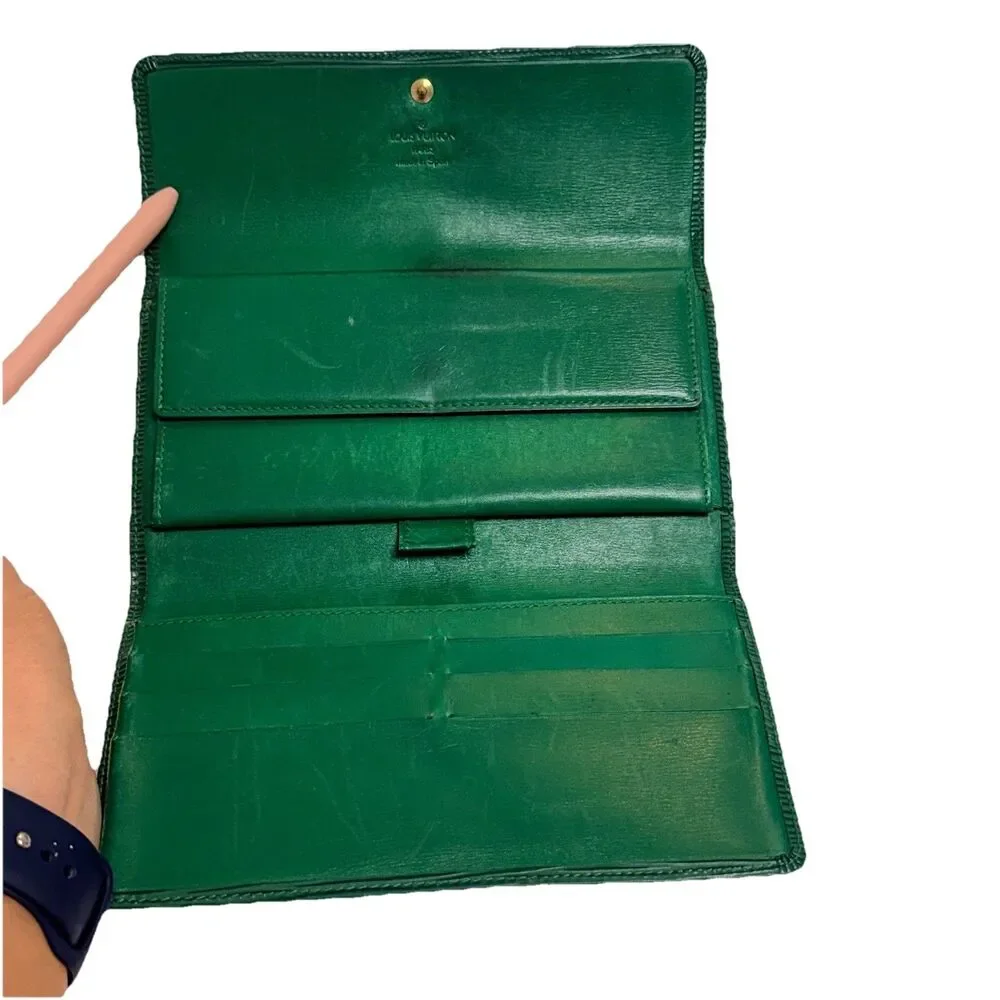 Louis Vuitton Sarah Wallet Epi Green Leather M60315 Portefeuille Long Vintage